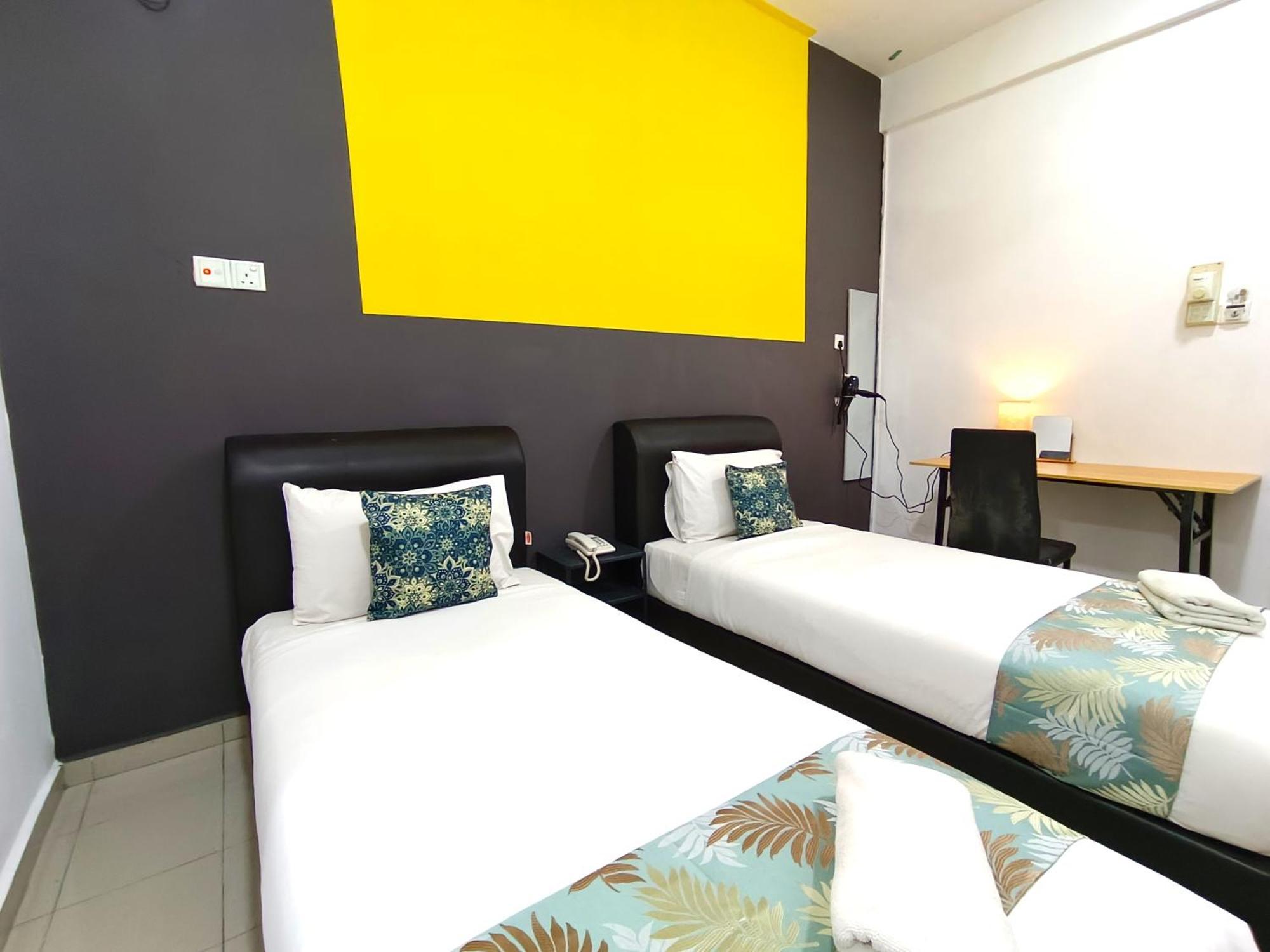 Salaam Suites Hotel 哥打巴鲁 外观 照片